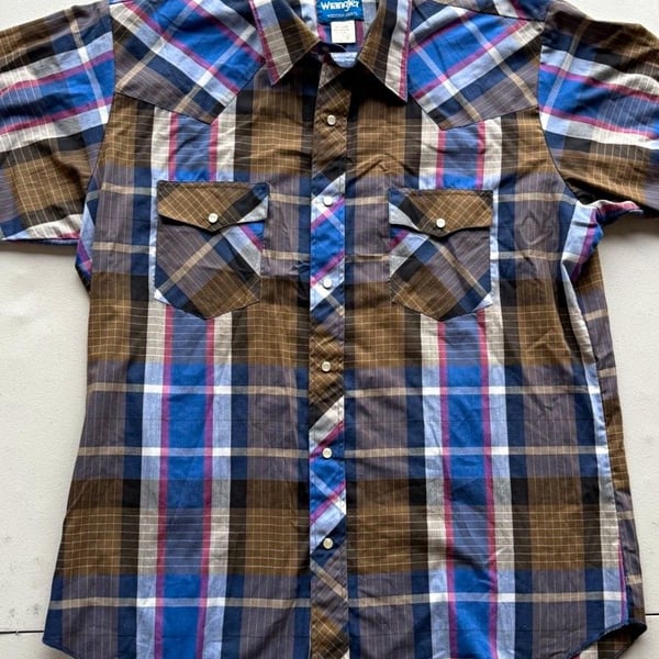 Wrangler Men's L Plaid Short Sleeve Button-Up Shirt Pockets Blue Brown 76204PP