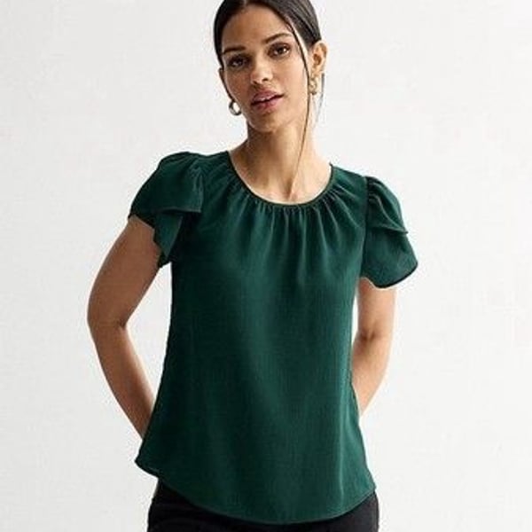 Women's Wild Pine Round-Neck Tulip Sleeve Blouse Top Small