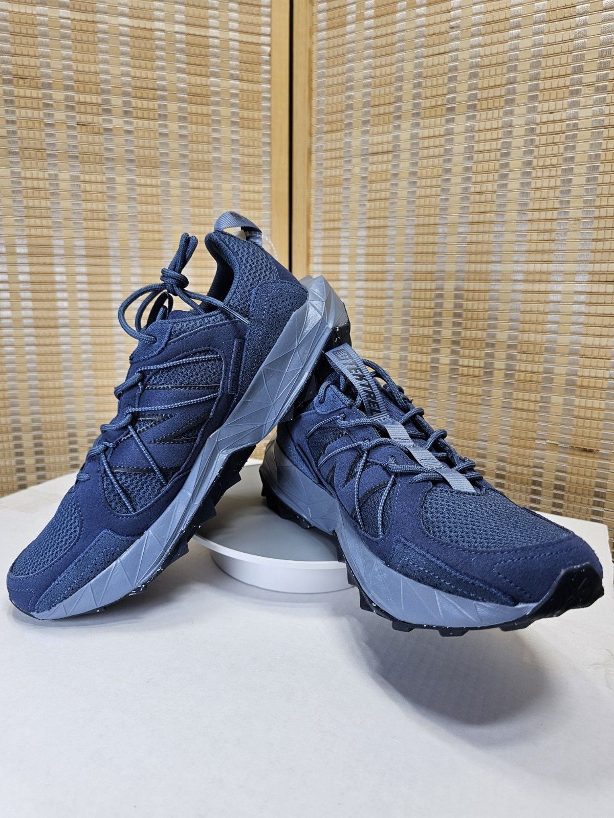 New Balance Tektrel Men's Trail Hiking Shoes Navy Blue Size 9.5 MTTRS2BP 11