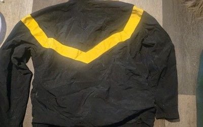 United States Army PT Uniform Set Medium Black Yellow Shirt Pants 4
