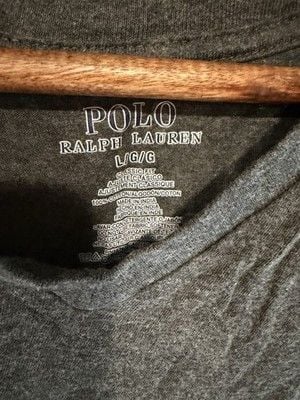 Polo Ralph Lauren Men's Gray V-Neck Classic Fit Cotton Knit Logo Tee Size L 3