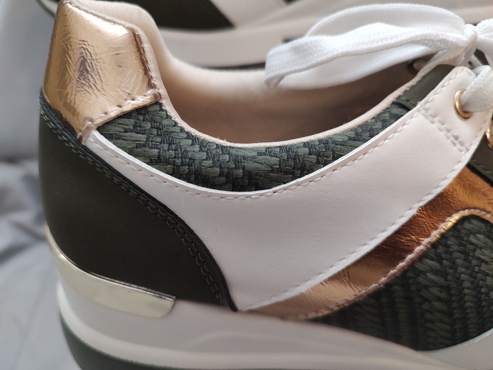 Women’s Green Wedge Sneakers White Rose Gold Lace Up Hidden Heel Fashion Shoes 10