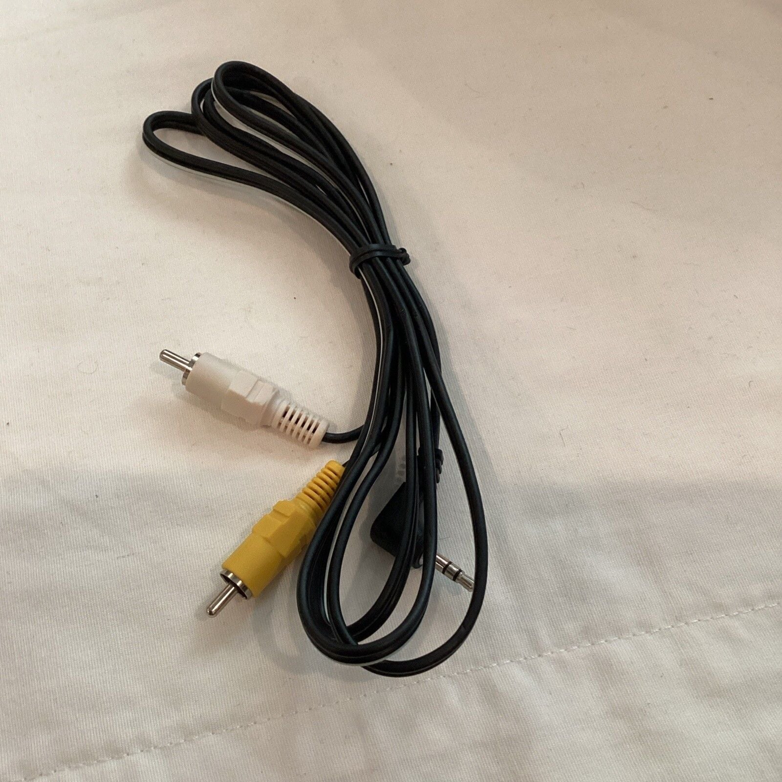 Panasonic Pamcorder VHS-C Camcorder PV-L452 W Battery, Cord, Strap, And Manual 11