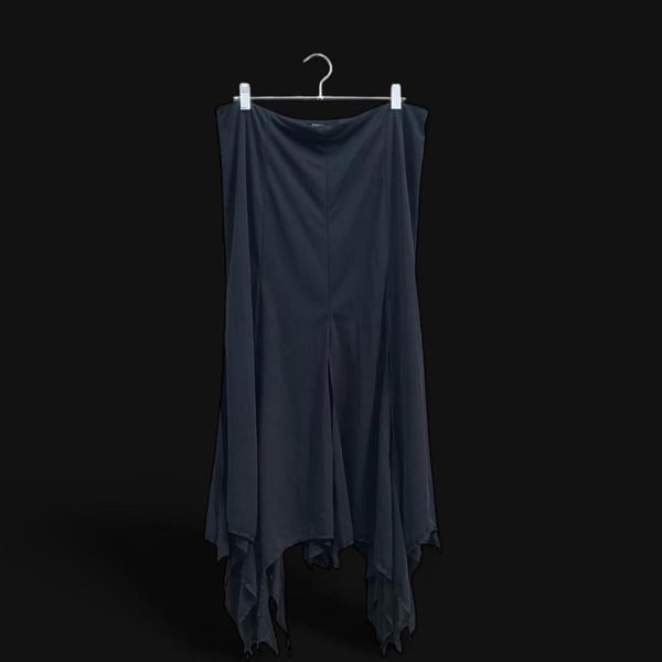 vtg witchy black maxi skirt 