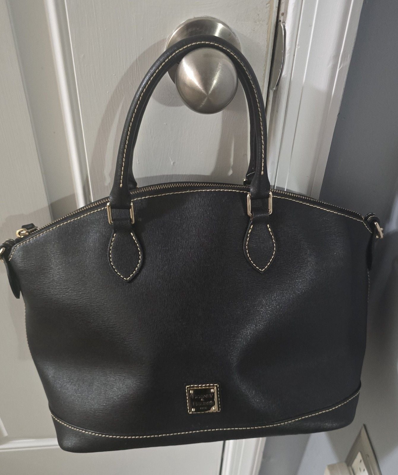 Dooney & Bourke Large Domed Leather Satchel Zip Detachable Strap Lucca Bag Purse 5