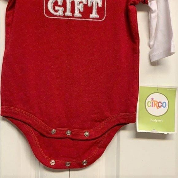 Christmas Circo Mommy's Favorite Gift Graphic Body Suit Size 3M NWT 5