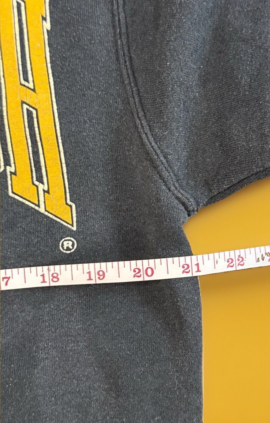 Vintage Georgia Tech Yellow Jacket Sweatshirt Black Med Adult College Football 8