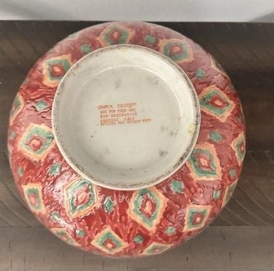 Vintage Chinese Export Porcelain Bowl with a rose, green, and gold pattern 5