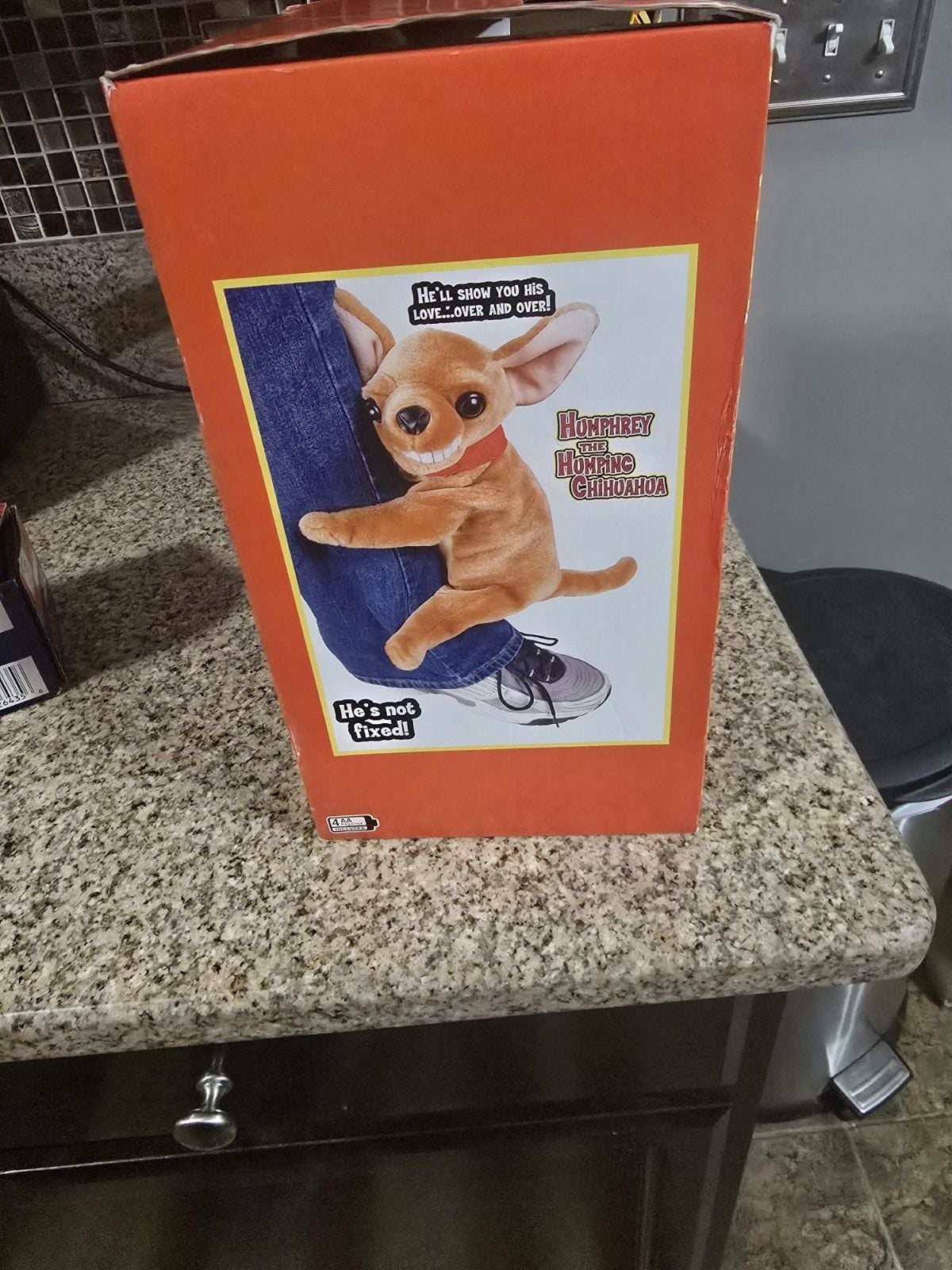 "Humphrey The Humping Dog" Chihuahua Novelty Animated Toy Gemmy New In Box. 6
