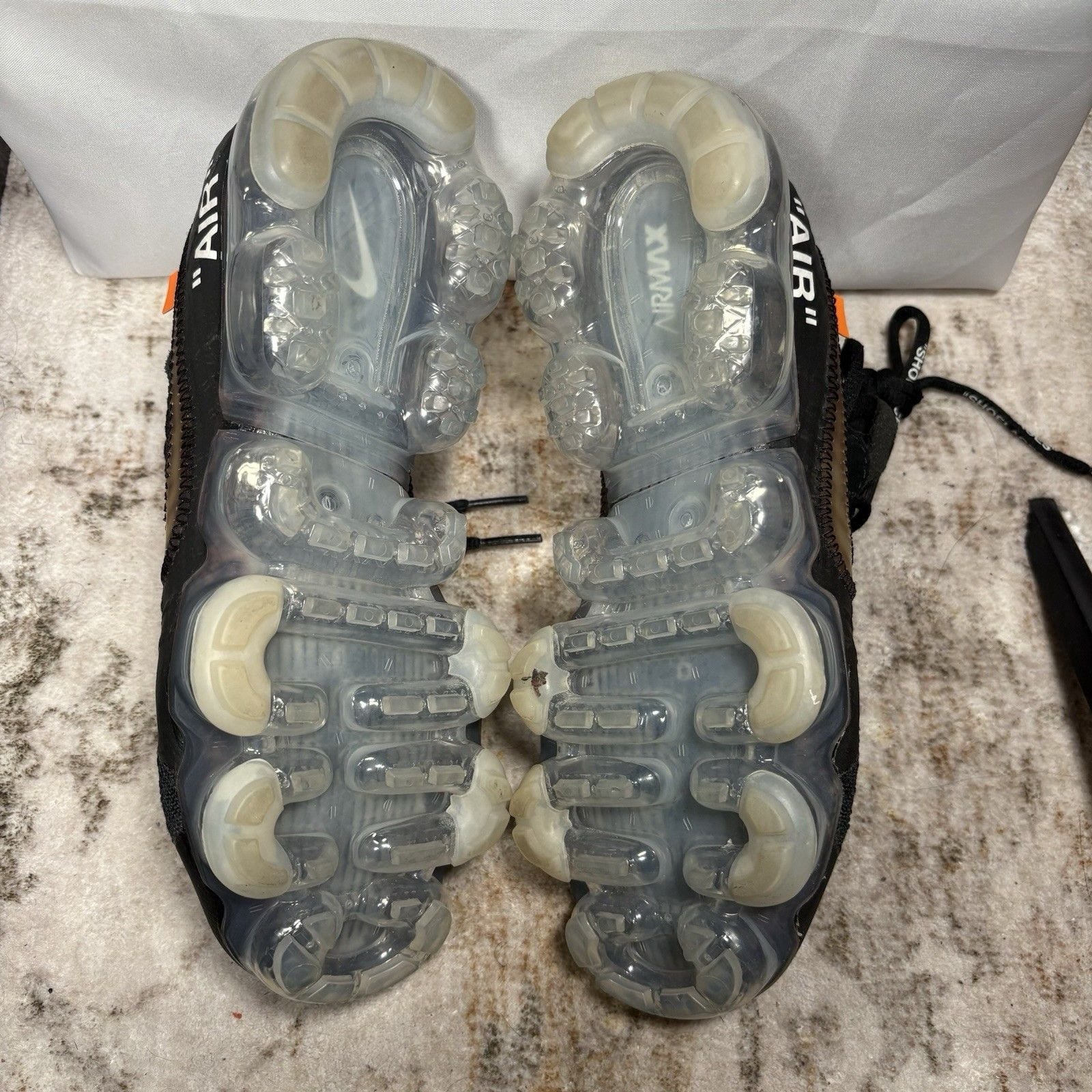Size 6 - Off-White x Nike Air VaporMax ‘Part 2’ 6