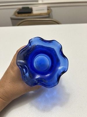 FENTON Artist Signed Cobalt Blue Glass Hand-Painted SNOWMAN Winter Vase 5.5" 3