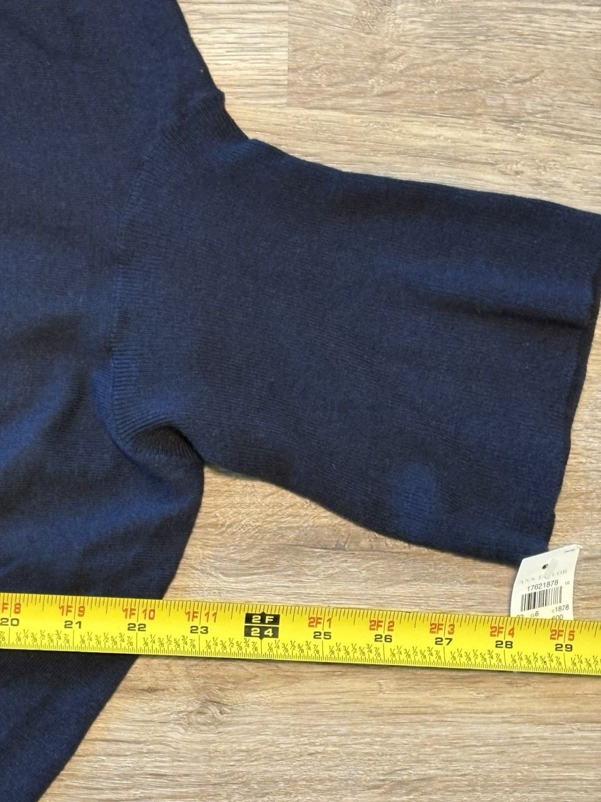Ann Taylor Factory Women's Black White Color block Turtleneck Pullover Small 9