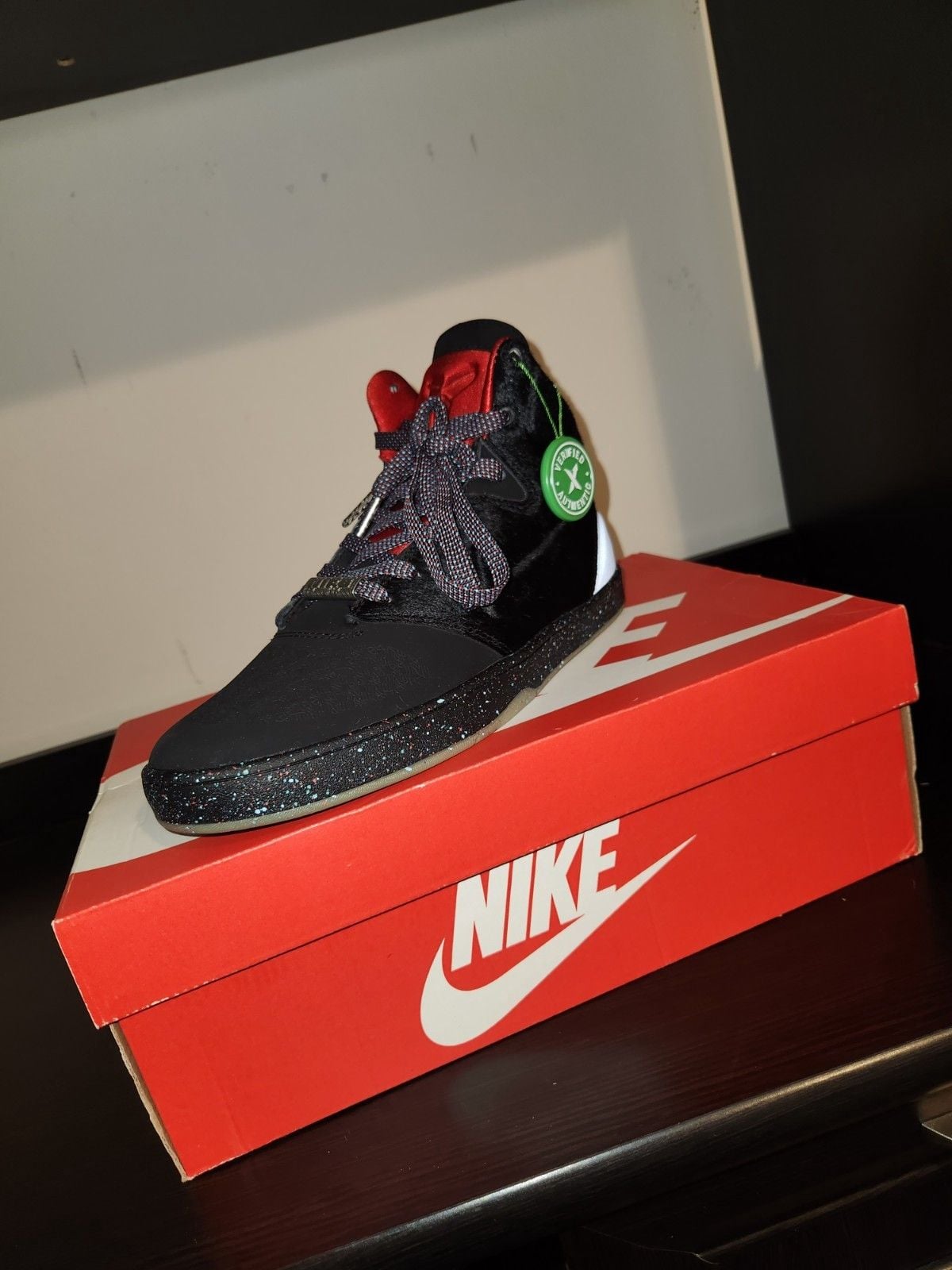 Nike Kobe 9 NSW Lifestyle Year of the Horse Limited Edition Mid Top 647594-001 6
