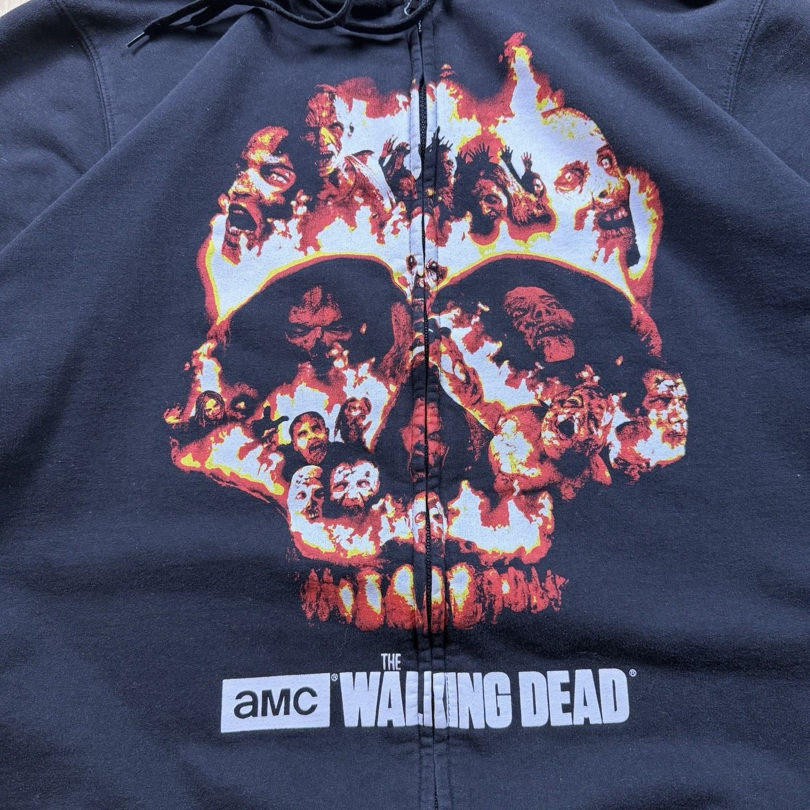 The Walking Dead Hoodie Mens XL 2016 AMC Zombie Skull Full Zip Horror Rare 12