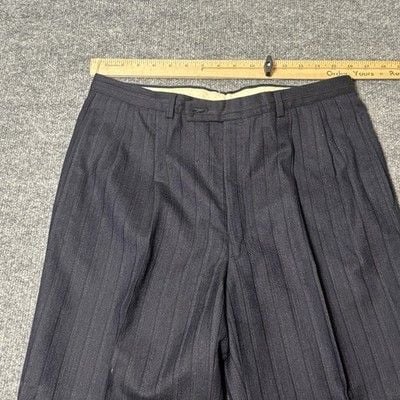 Emanuel Ungaro Uomo Mens Suit 42L Navy Pinstripe Wool Italy Saks Fifth Avenue 20