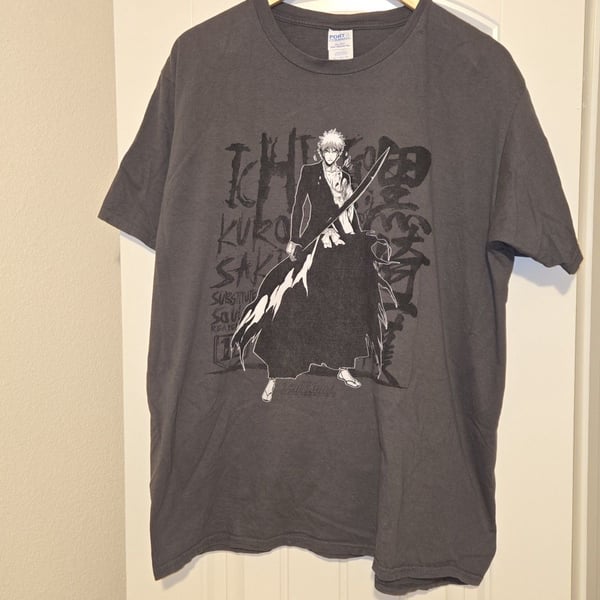 Vintage Bleach Ichigo Anime T-Shirt Size XL Shonen Jump RARE Grey