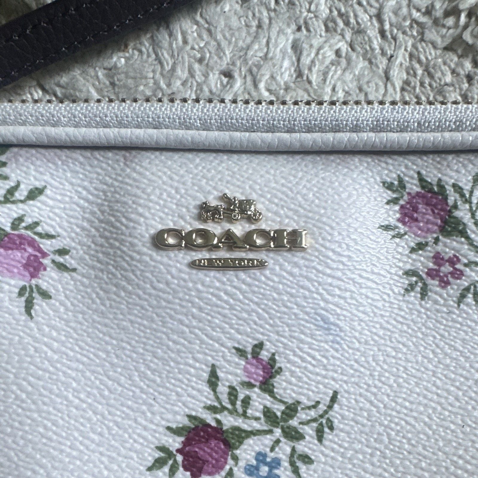 Coach Floral Zip Wristlet with Detachable Strap, Lined, Inner Pockets 3