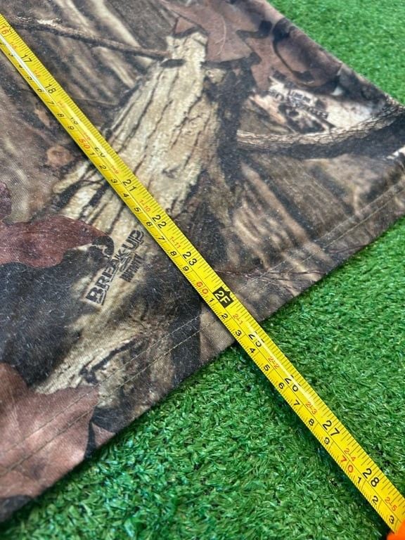 Mossy Oak Break-Up Camouflage Long Sleeve Shirt fits like a large 5
