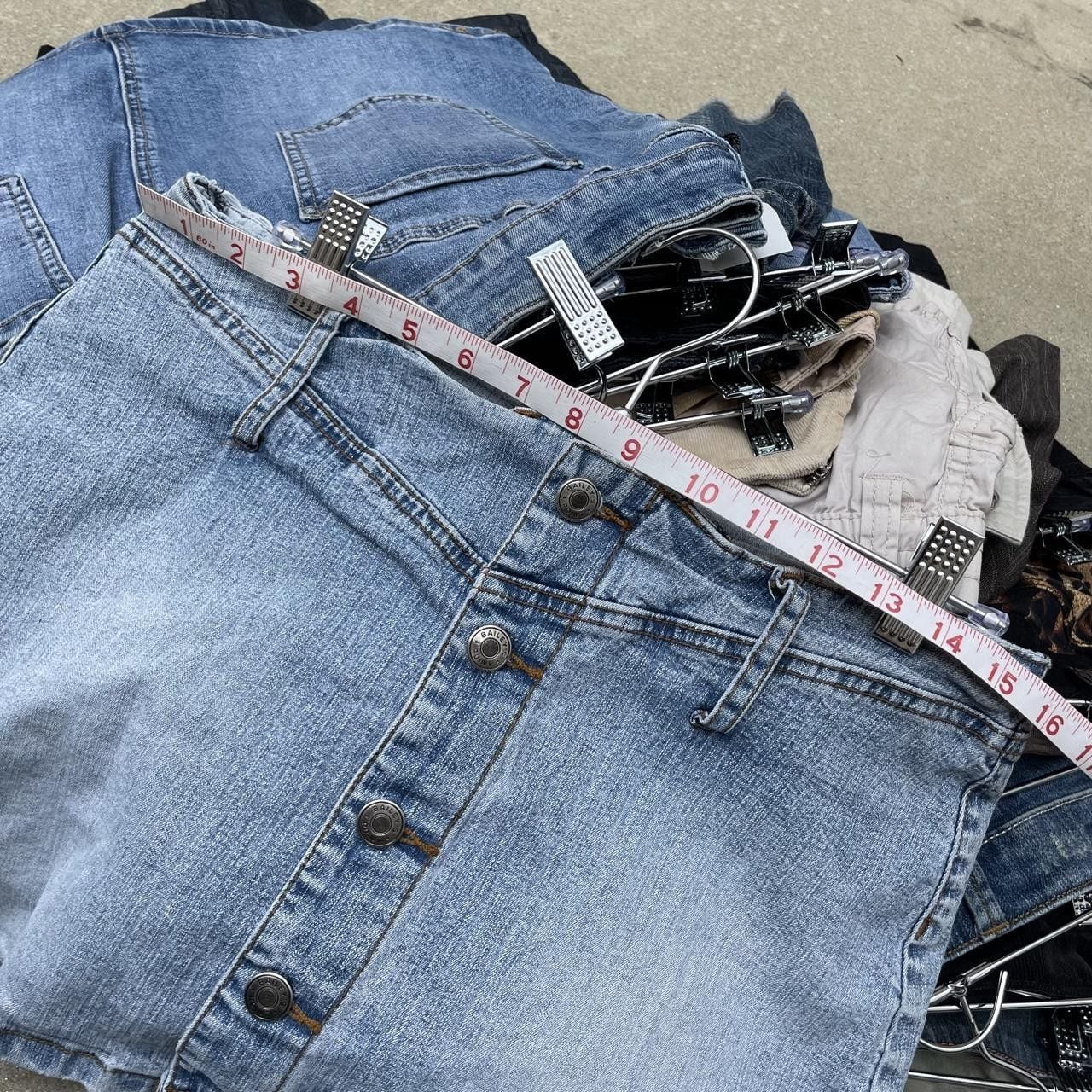 90s light wash denim mini skirt  8