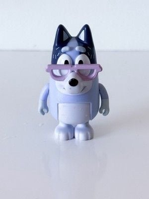 Bluey Nana Figure Grandma Chris Glasses Blue Nana Extended Family Heeler 3” 1