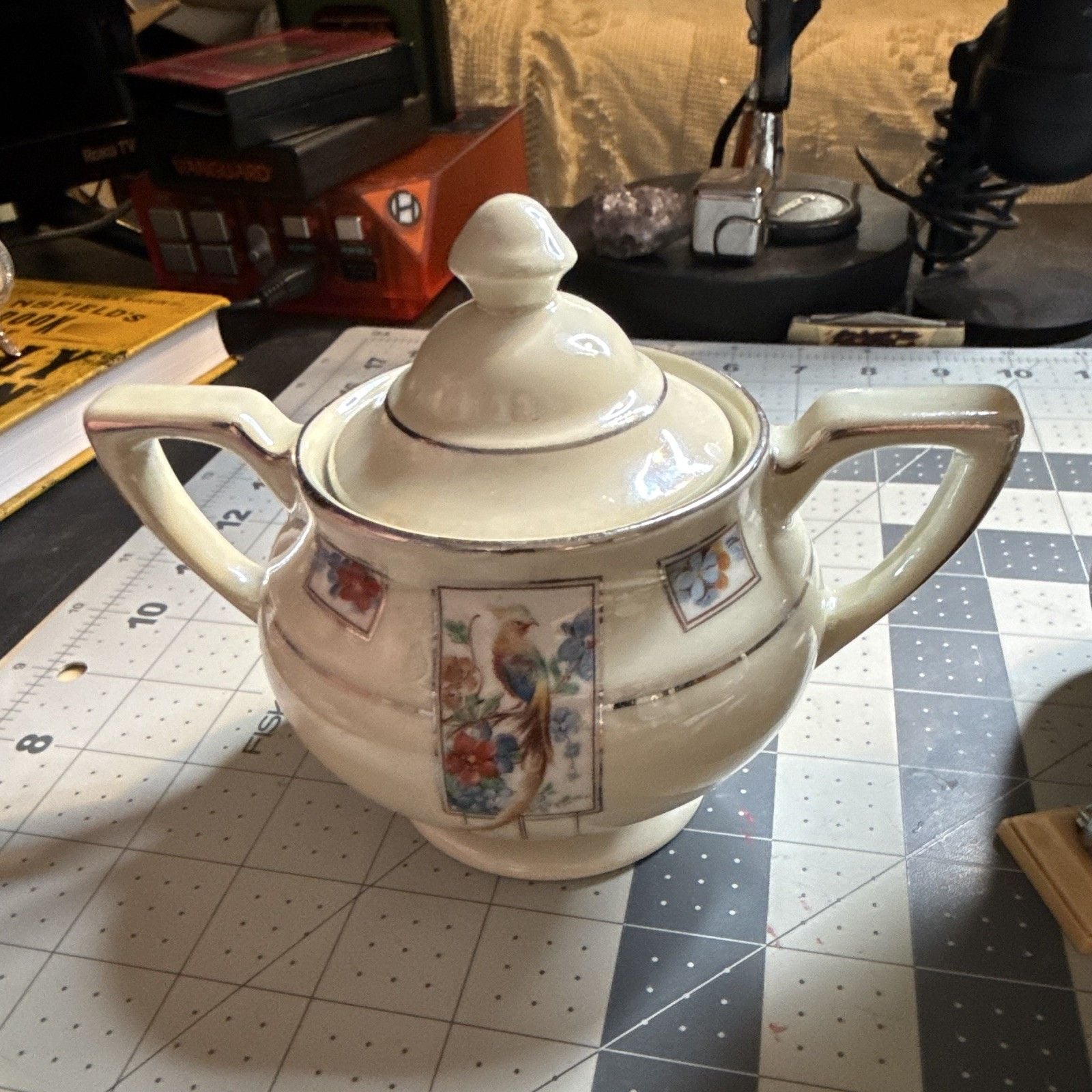 Robeson Rochester Electric Ceramic Coffee Pot Bird Pattern Metal Base w/ Lid 15