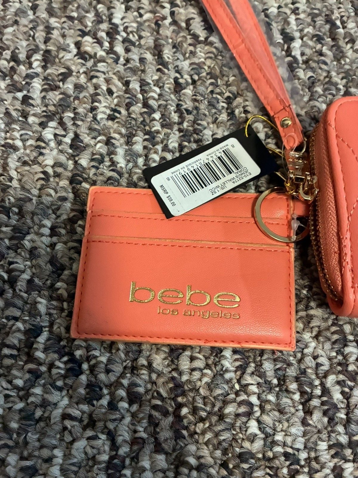 bebe Coral Quilted Zip-Around Wallet Wristlet w/ Card Holder for Women nwt 4