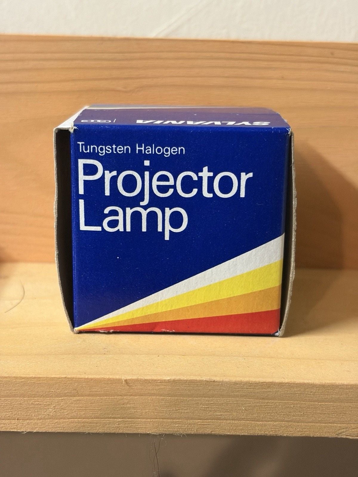 Vintage Sylvania GTE ELH Projector Lamp Bulb 300W 120V NOS Blue Dot New In Box 1