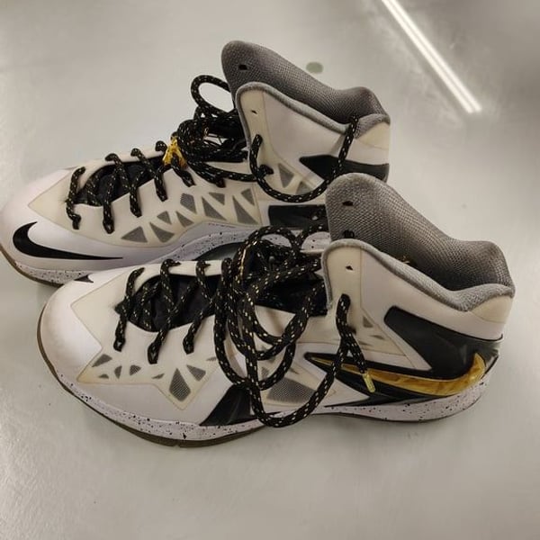 Nike LeBron Soldier VII Basketball Shoes