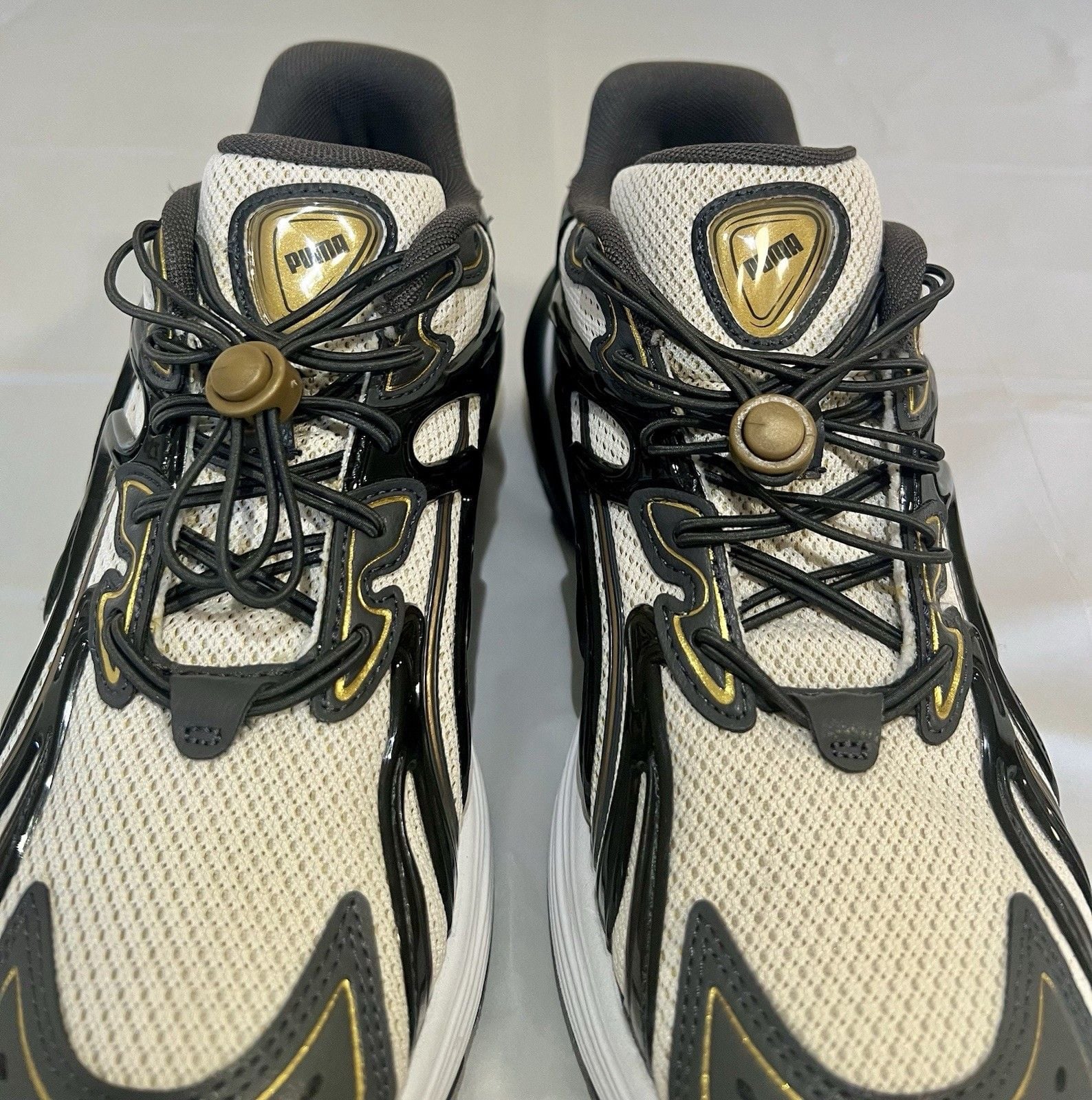PUMA Inverse Men’s Low Top Lace-Up Athletic Sneakers White/Black/Gold 404240-03 4