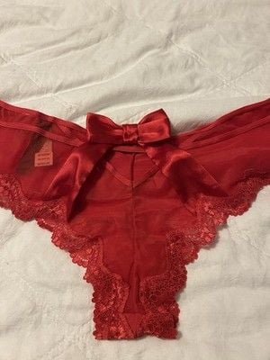 Victoria Secret Vintage Red Bow Cheeky Panties Sz Medium 1