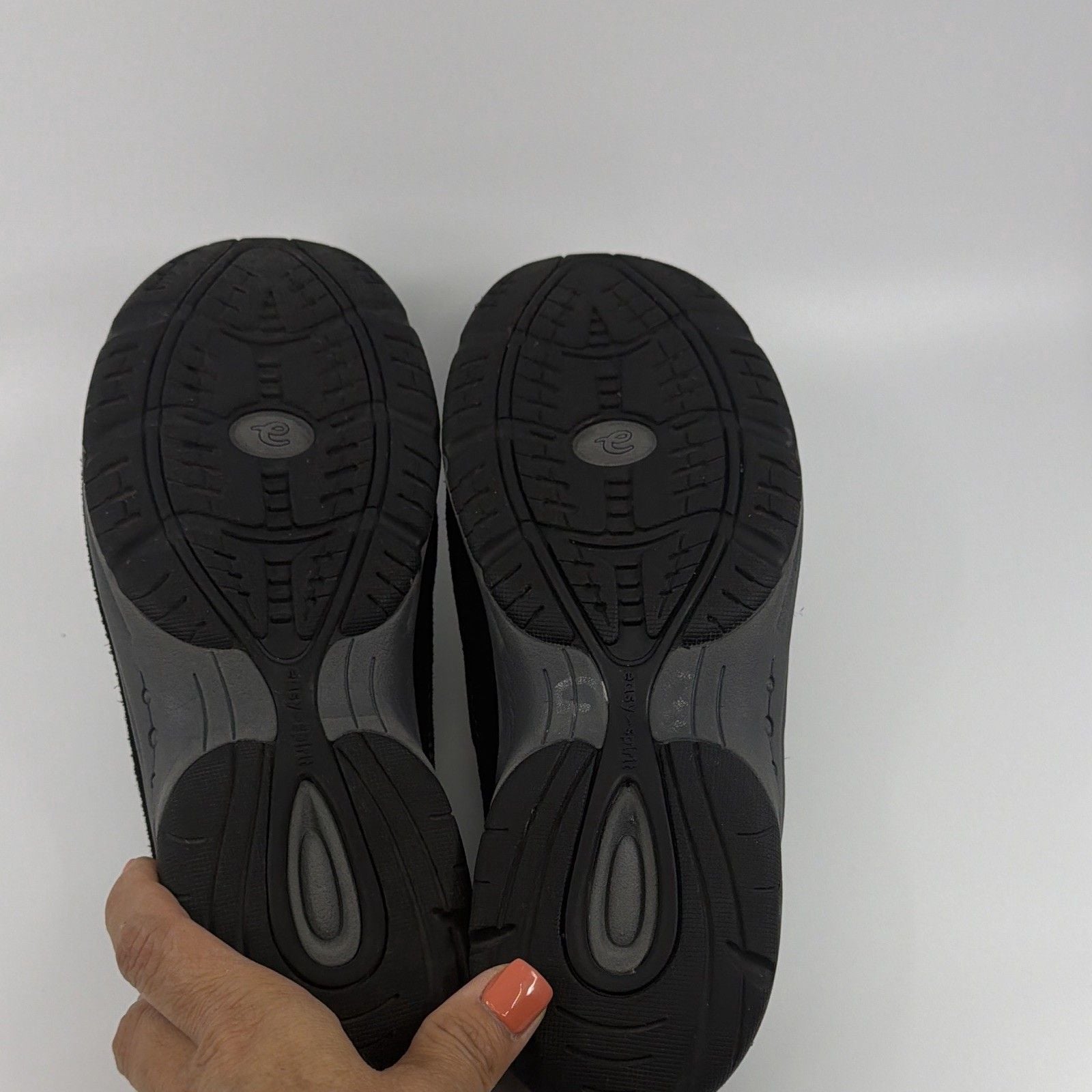 Easy spirit women’s Black Mesh Textile Slip-On Casual Shoes US 6.5 6