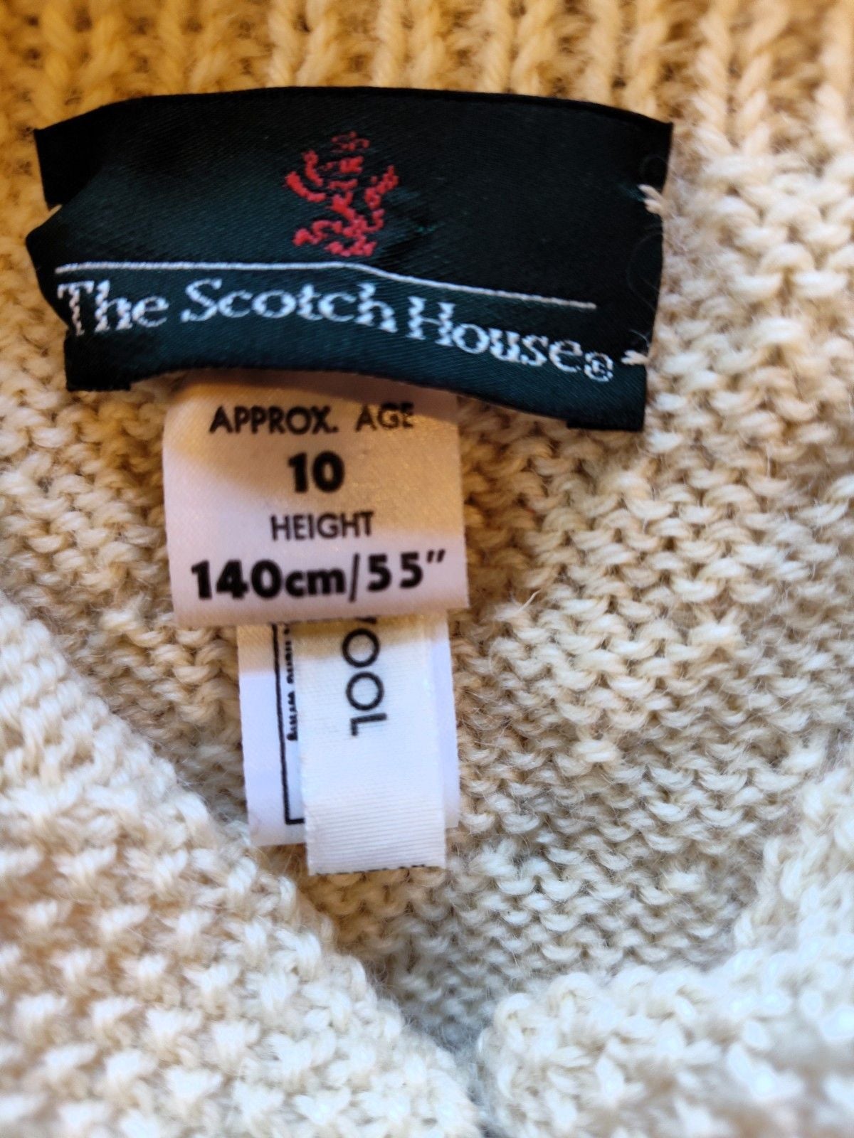 Vintage 100% Pure New Wool Girls Sweater from The Scotch House Scotland Sz 10 8