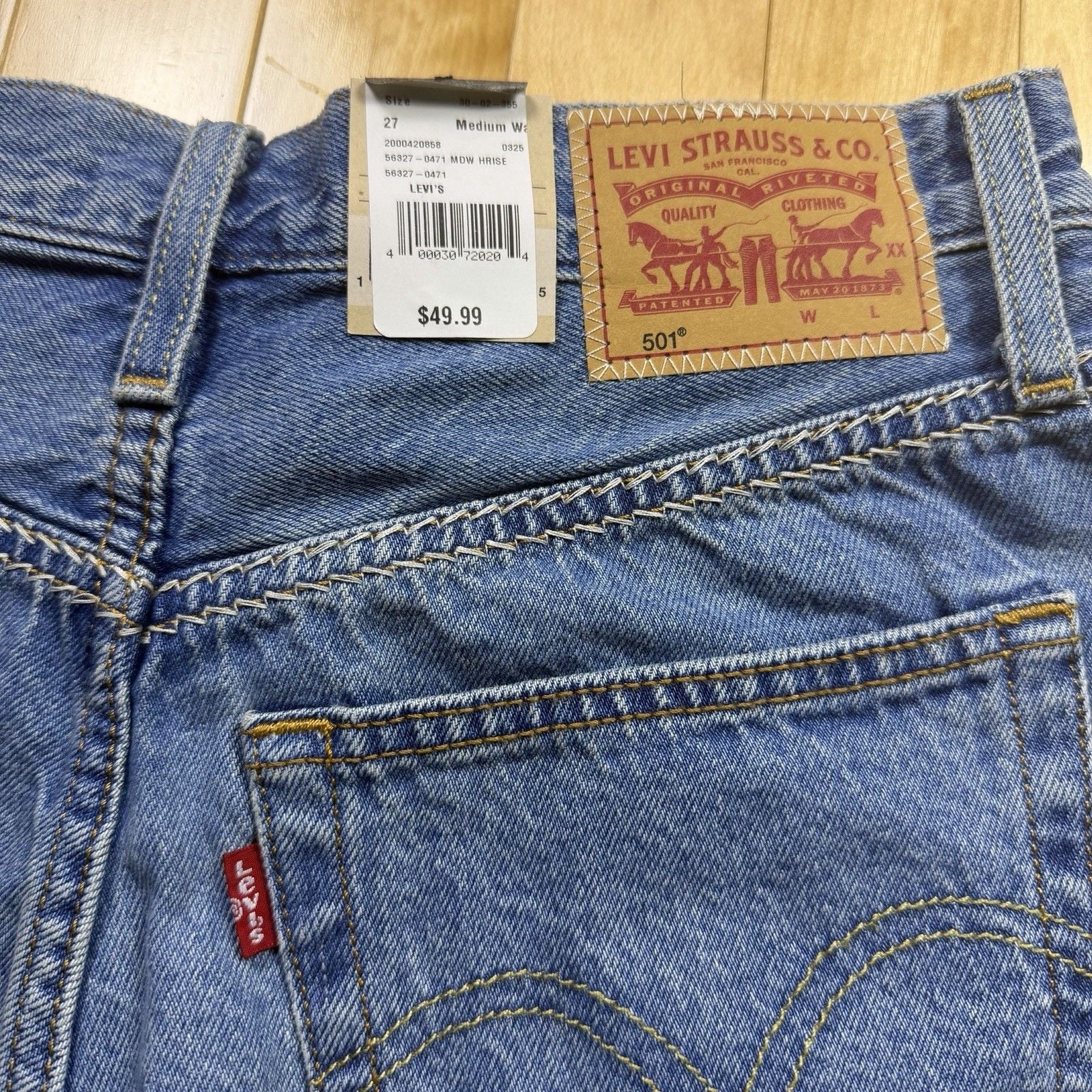 Levi's 501 High Rise Cutoff Denim Shorts W27 Distressed Raw Hem NWT Y2K 3