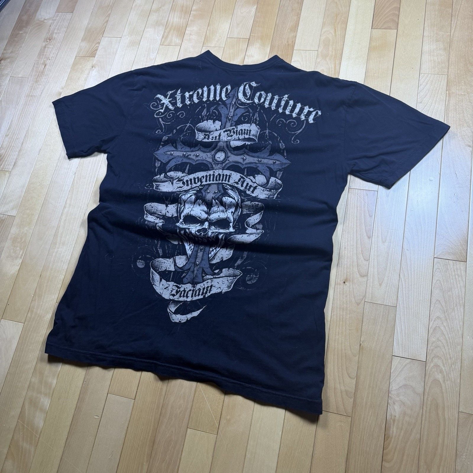 Xtreme Couture Affliction Shirt Mens 2XL Black Skull Cross Gothic MMA Y2K Tee 5