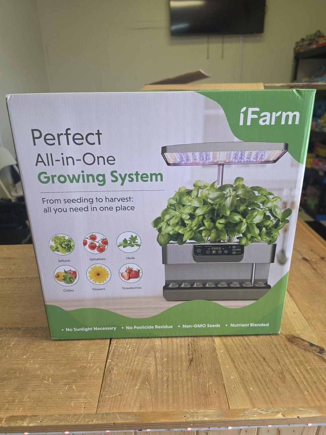 IFARM Perfect All In One Hydroponic Growing System 28 pods 1