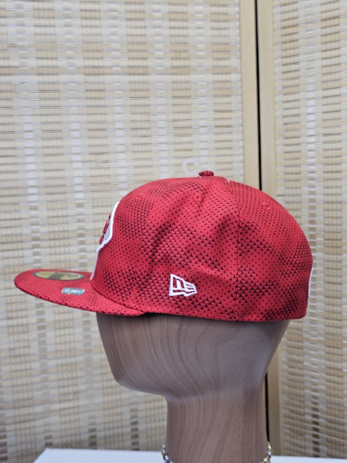 Product thumbnail 6
