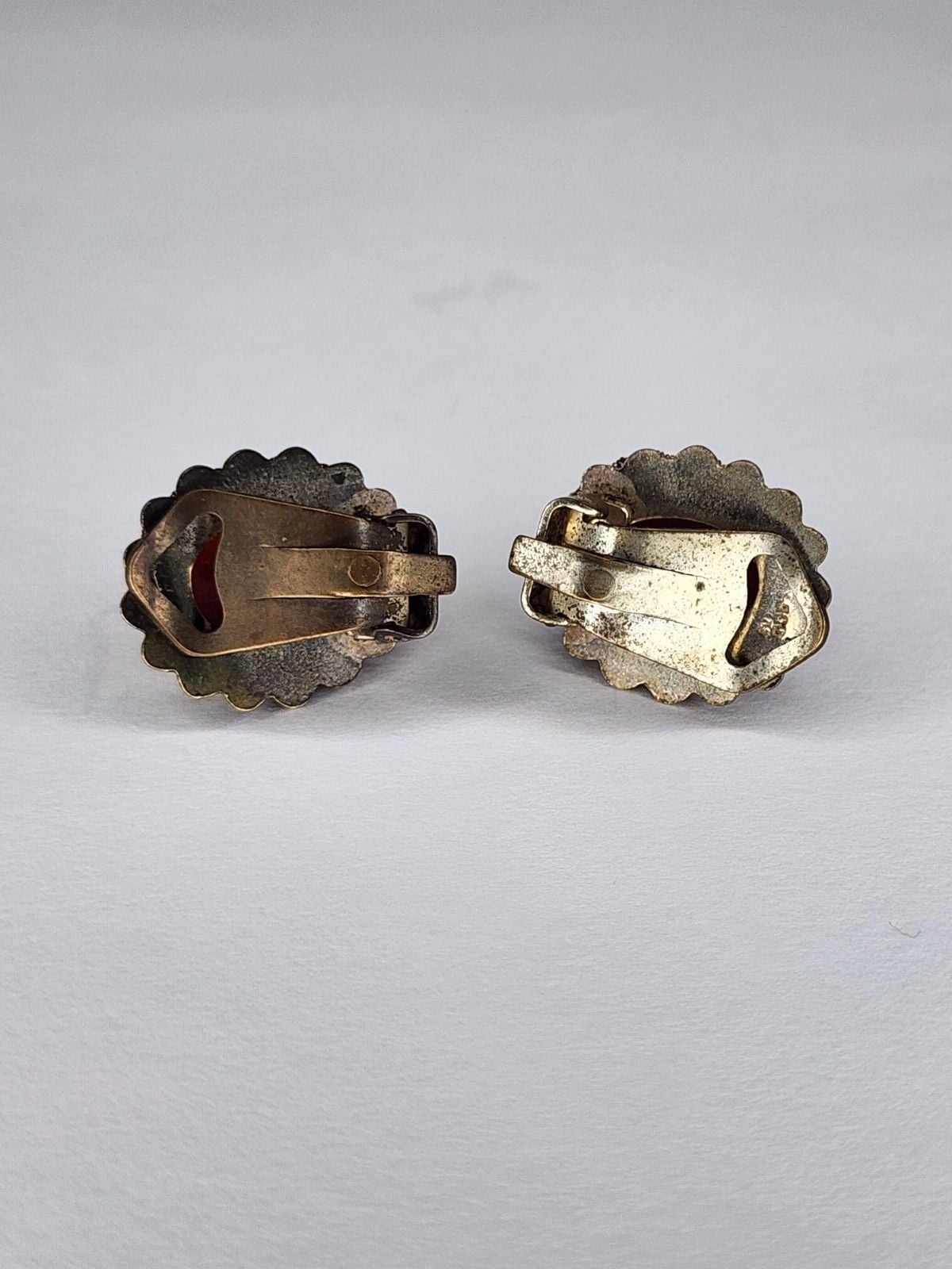 Hand Carved Hand Made Cameo Clip On Earrings 3