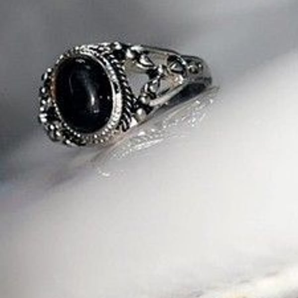 Vintage Silver Ring with Black Onyx Stone