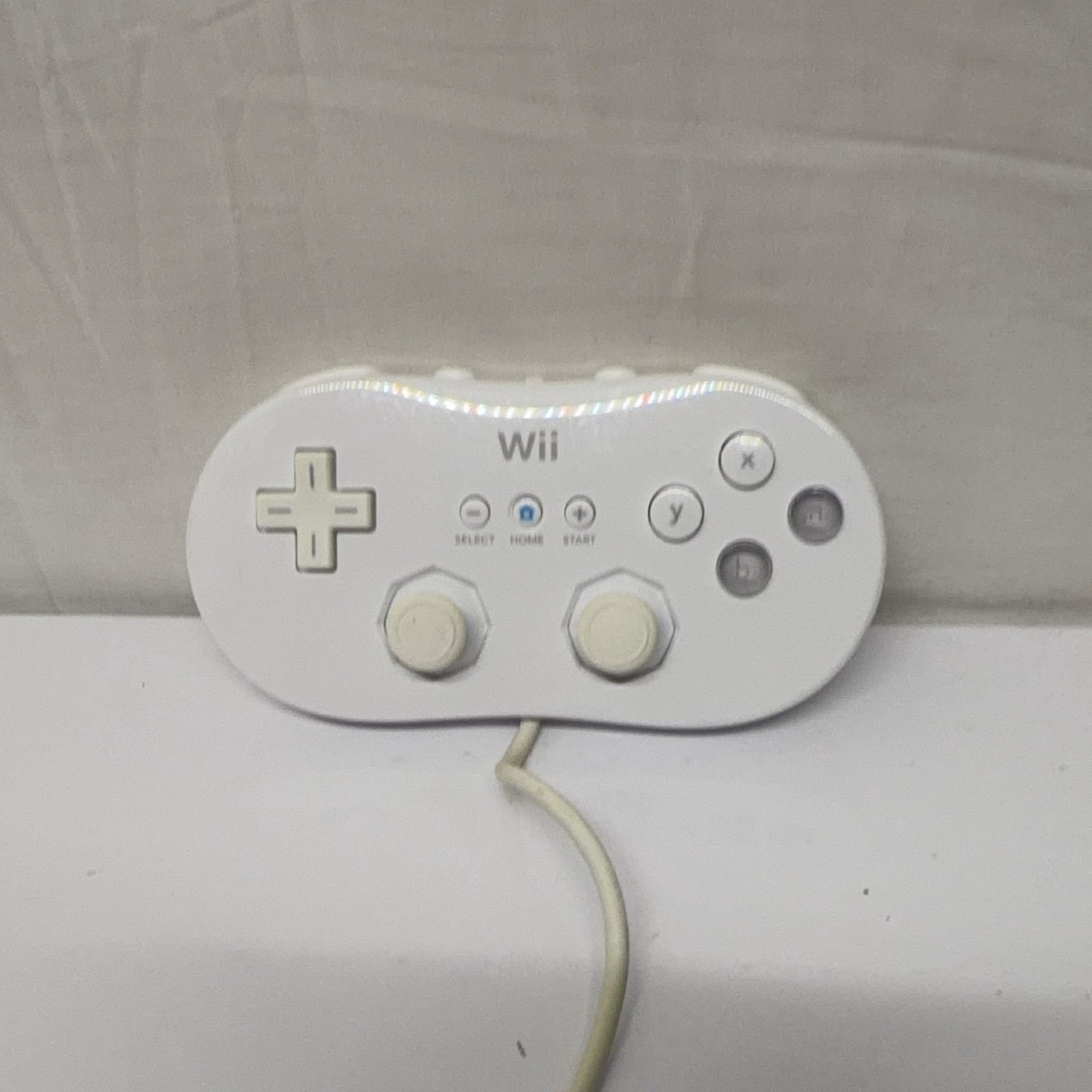 Nintendo Classic Controller RVL-005 Wii U Wired White Gamepad 2