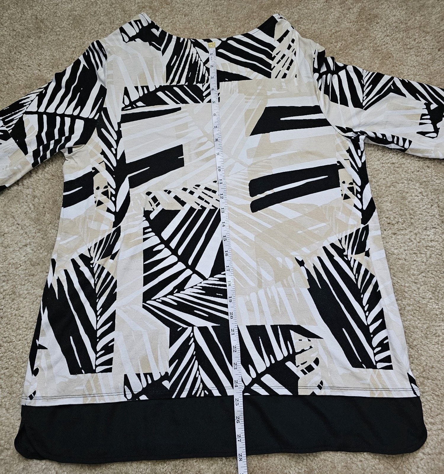 Chico's Women's Size 2 Tunic Top Black Beige Abstract Print 3/4 Sleeve Hi Low 11