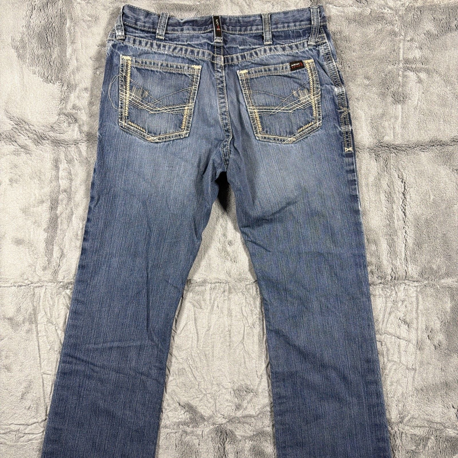 Ariat FR M4 relaxed boot jeans 33x34 15