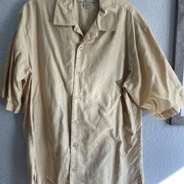 Tommy Bahama Light Brown Hawaiian Shirt Men’s Size Medium