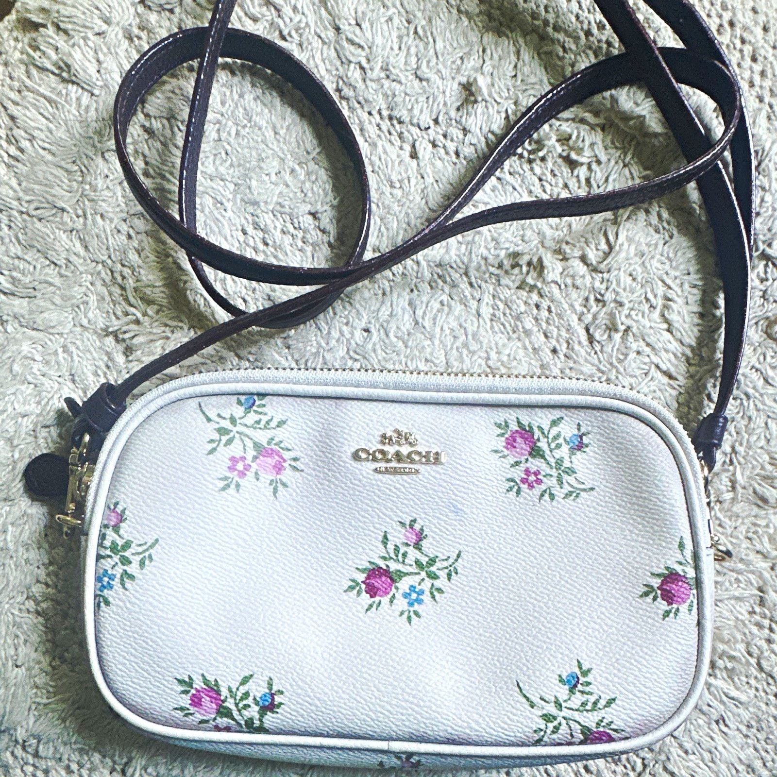 Coach Floral Zip Wristlet with Detachable Strap, Lined, Inner Pockets 2