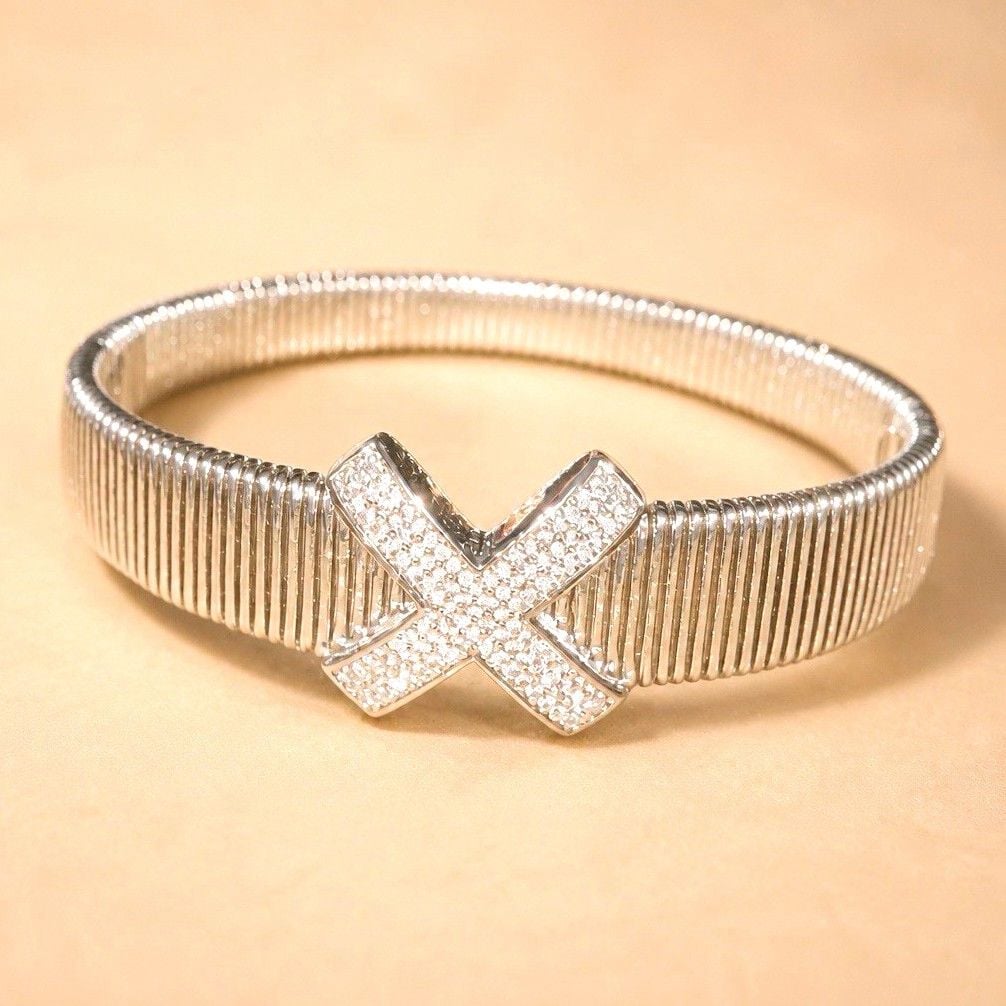 High End Silver Plated Ribbed Cuff Bangle Bracelet Pavé VVS CZ Crystal 2