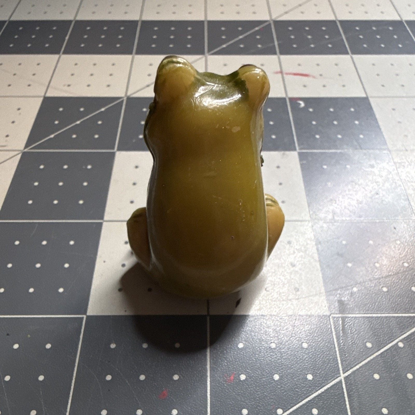 Green Porcelain Frog Figurine Collectible Decor Marked Hong Kong 3