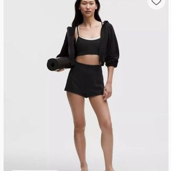 134 Lululemon Define Micro Short Luon XS MSRP $68!