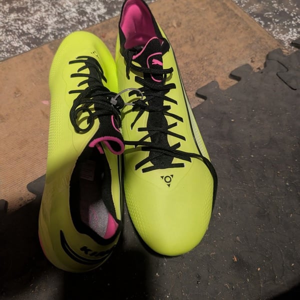 Puma King Pro FG/AG Soccer Cleats Yellow Black Pink Luminous Men's Size 11.5
