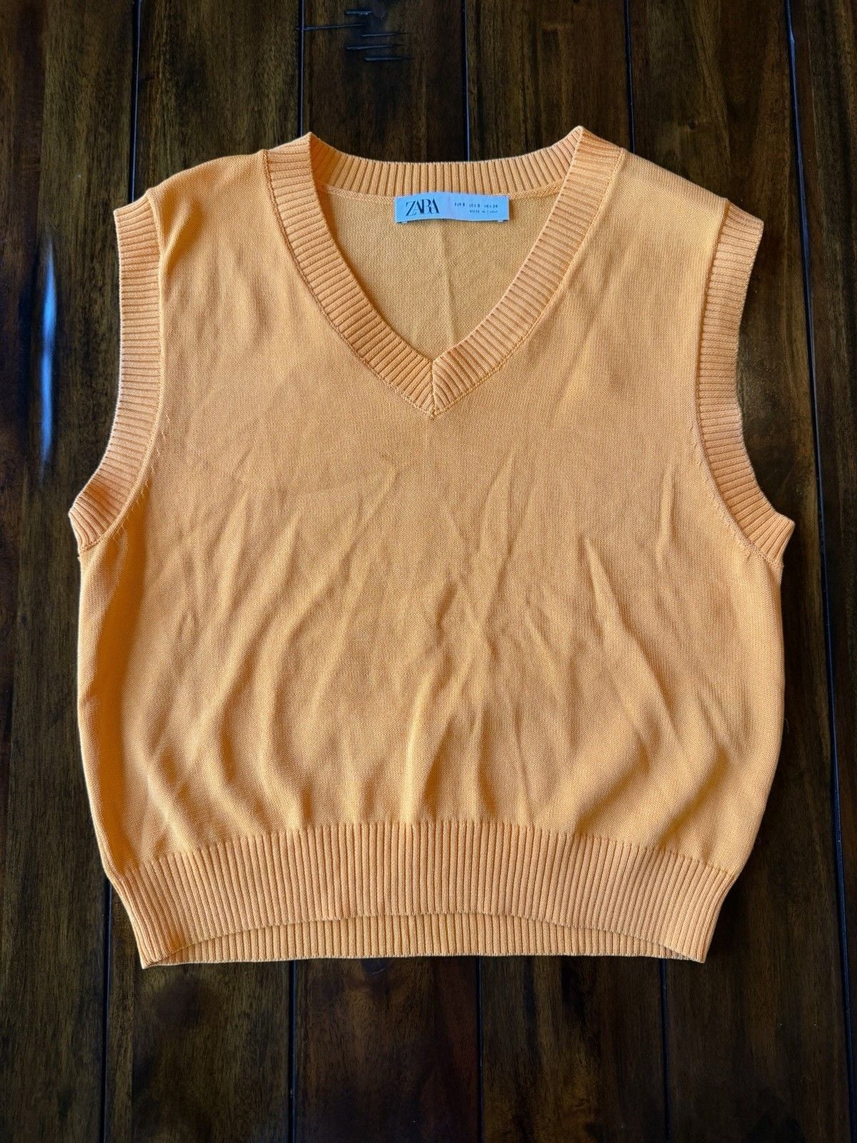 ZARA Women’s S Orange V Neck Knit Sweater Vest Sleeveless Viscose Blend 4