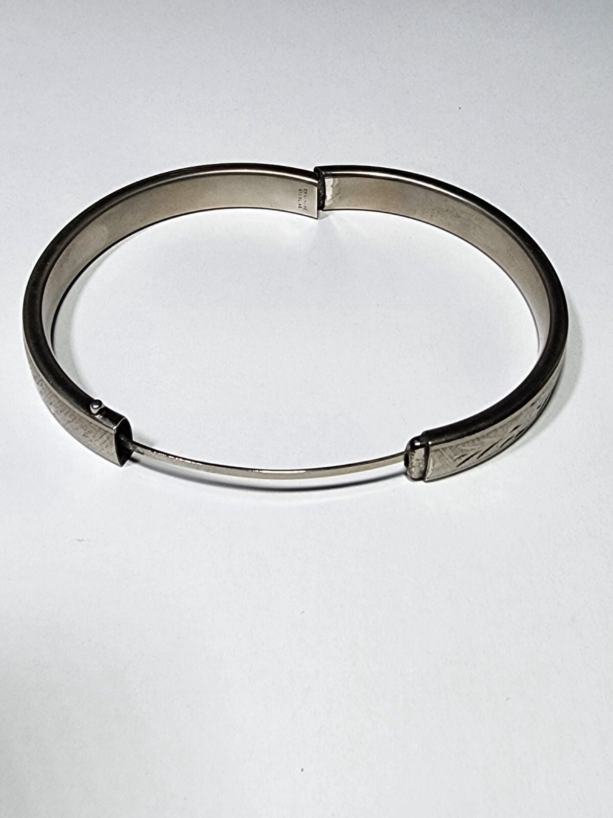 Vintage Crafmere Sterling Silver Etched Bangle Bracelet 4