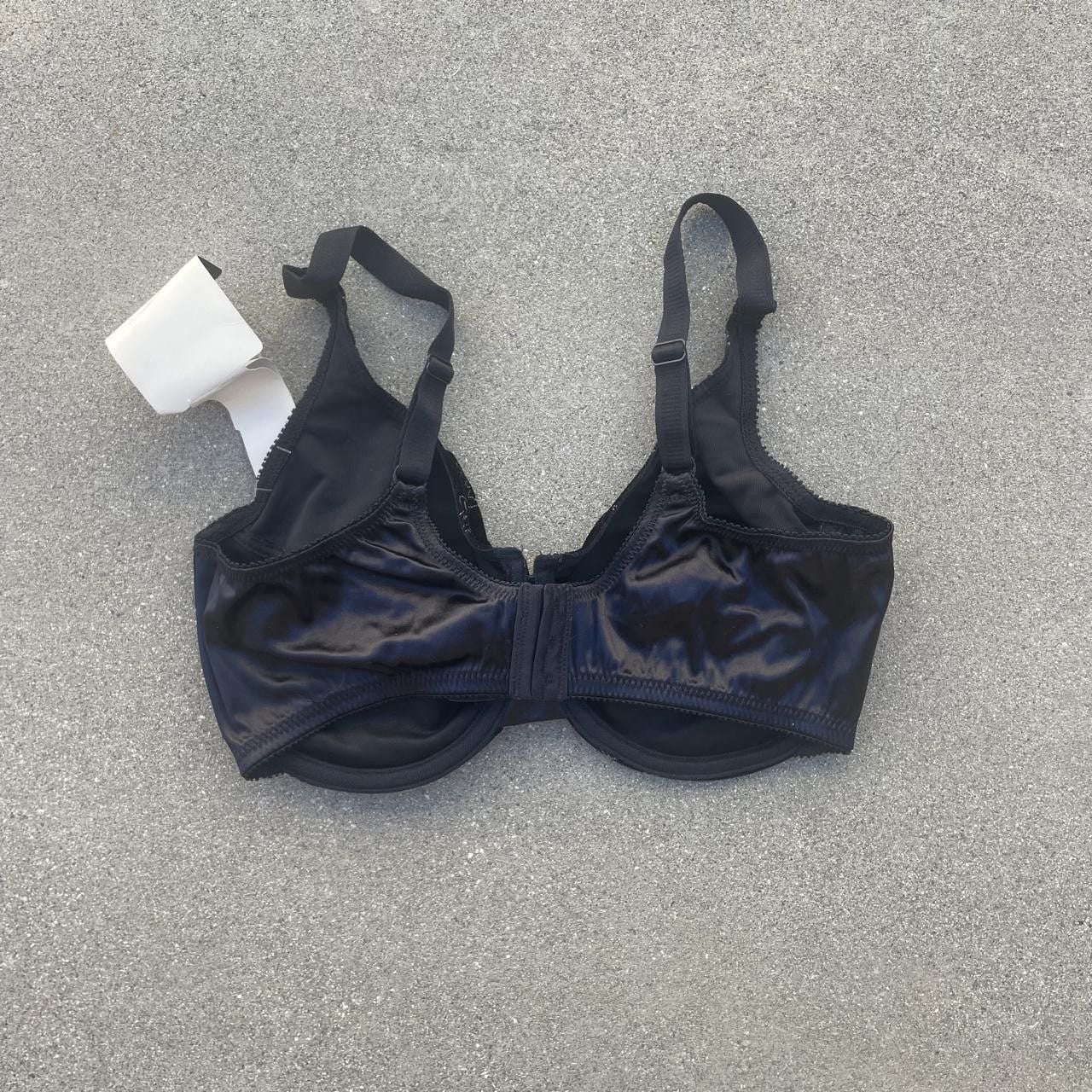 deadstock vtg black velvet bra 3